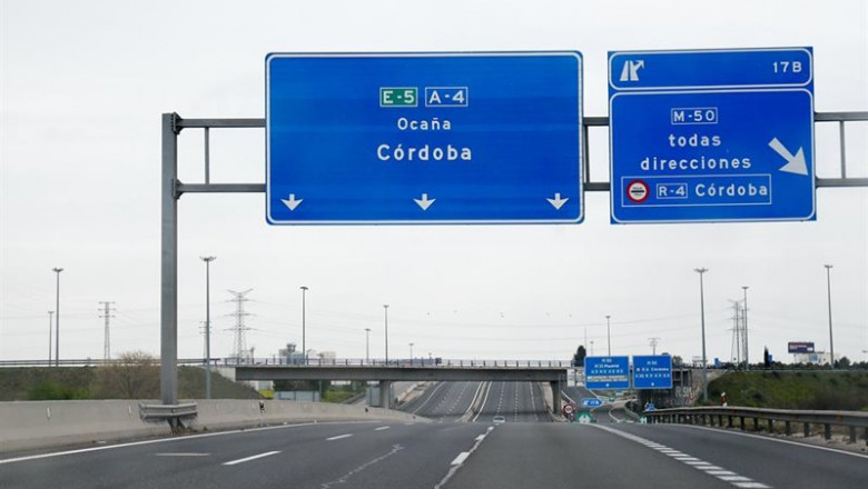 Imagen de una carretera vacía. | Óscar J.Barroso - Europa Press - Archivo ep imagen de una carretera vacia