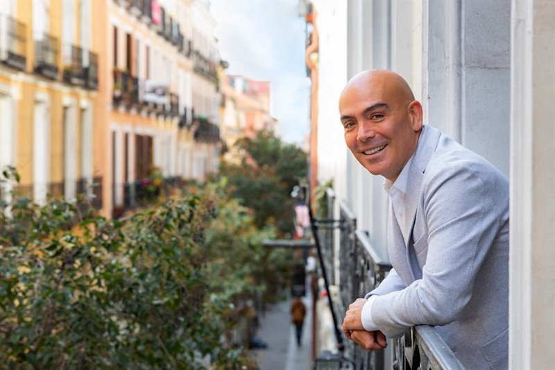 ep kike sarasola en la nueva sede de room mate group