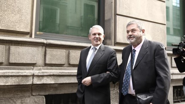 ep pablo crespo izq acompanadosu abogado miguel duran