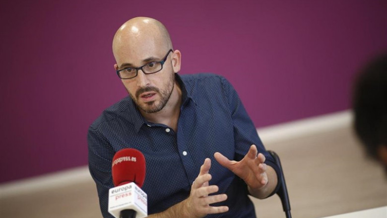 ep podemos propondra una renta basicaentre 6001300 euroscostaria entre