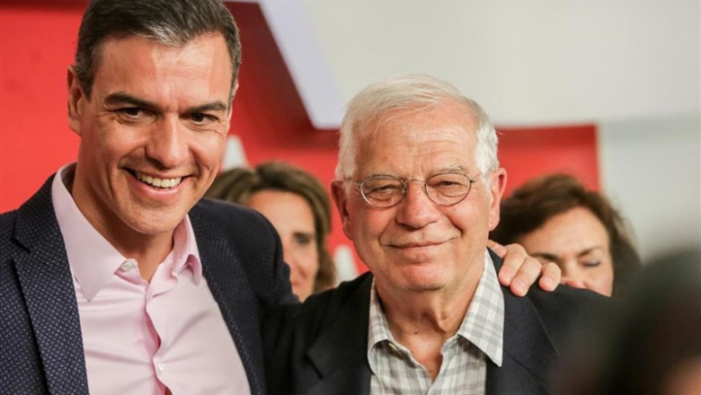 El presidente del Gobierno en funciones, Pedro Sánchez, y el ministro de Asuntos Exteriores, también en funciones, Josep Borrell. | Ricardo Rubio - Europa Press - Archivo ep presidentegobiernofunciones pedro sanchez yministroasuntos exteriores tambienfunciones josep borrell