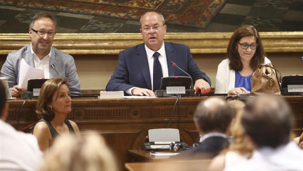ep presidenteppextremadura jose antonio monago 2i duranteintervencionla sesionlahanombrado presidentela comisionpresupuestossenado mismo diaquehan constituidorestocomisionessenad