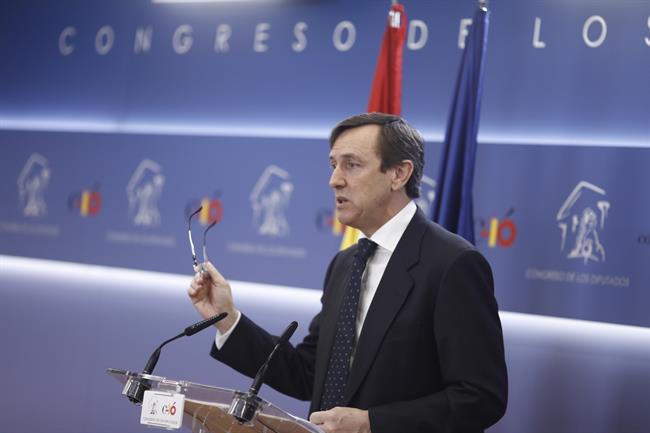 Rueda de prensa del portavoz del PP, Rafael Hernando, en el Congreso | EUROPA PRESS ep ruedaprensaportavozpp rafael hernando encongreso
