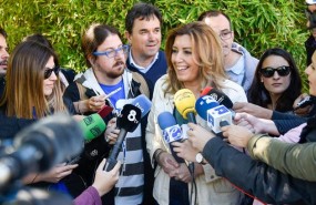 ep susana diaz atiendelos mediosbarcelona