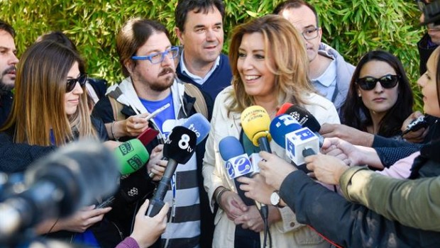 ep susana diaz atiendelos mediosbarcelona