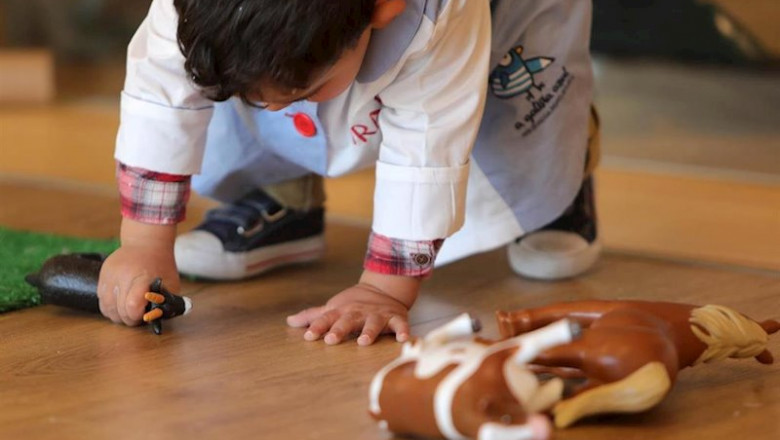 Un niño juega en una escuela infantil | XUNTA - Archivo ep un nino juega en una escuela infantil