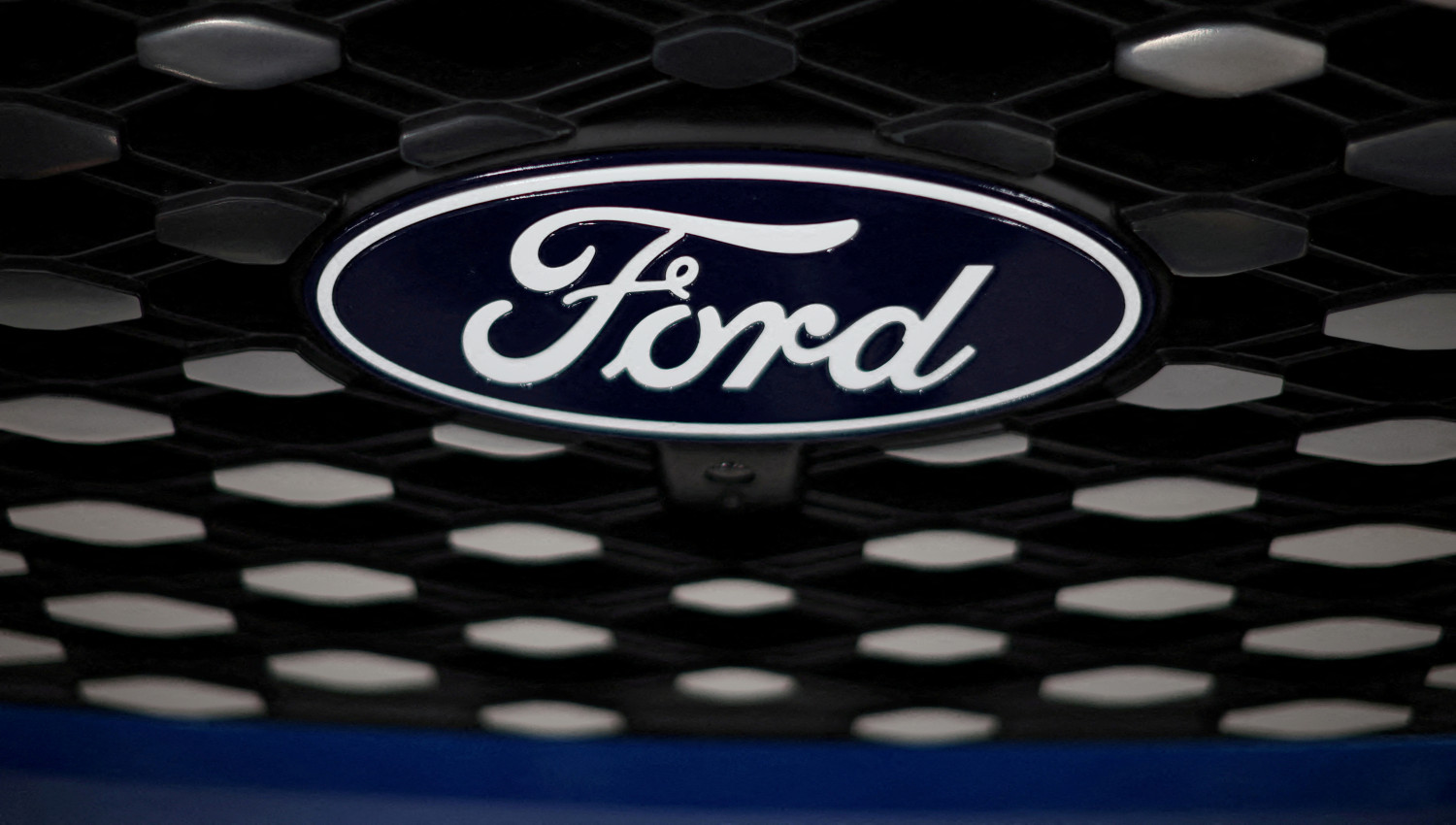 photo d archives du logo de ford 20231030070645 