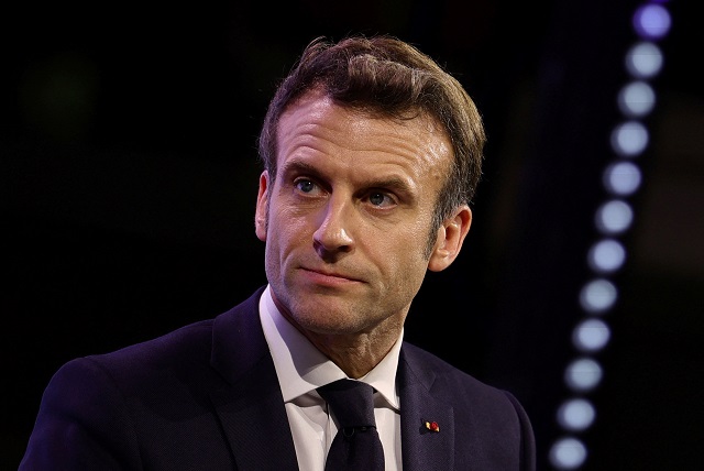 emmanuel macron 20220218172115