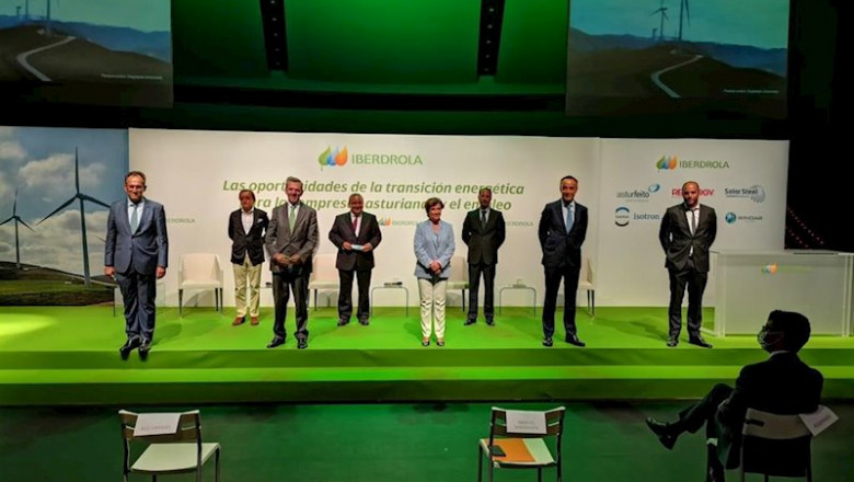 ep acto de firma de contratos de iberdrola con seis empresas asturianas