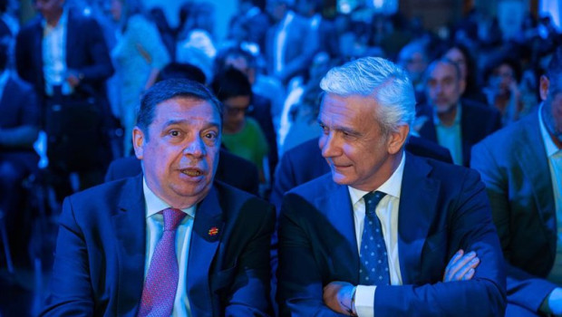 ep archivo   el ministro de agricultura pesca y alimentacion luis planas i y el presidente de la