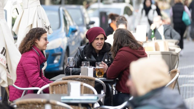 Archivo - Varias personas en la terraza de una bar, a 4 de diciembre de 2023, en Madrid (España) | Eduardo Parra - Europa Press - Archivo ep archivo varias personas en la terraza de una bar a 4 de diciembre de 2023 en madrid espana