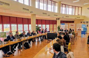 ep cea y andalucia aerospace impulsan un ciclo de encuentros sobre defensa