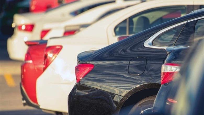 COCHES.NET ep economiamotor- precio mediovehiculoocasion cae16 en abrilse situa14940 euros