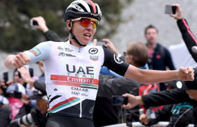 ep el ciclista esloveno tadej pogacar uae team emirates celebra un triunfo de etapa