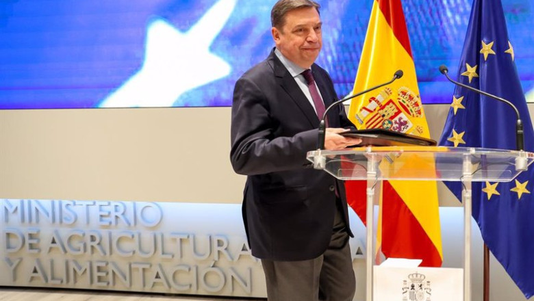 ep el ministro de agricultura pesca y alimentacion luis planas a su llegada a una rueda de prensa ep el ministro de agricultura pesca y alimentacion luis planas a su llegada a una rueda de prensa
