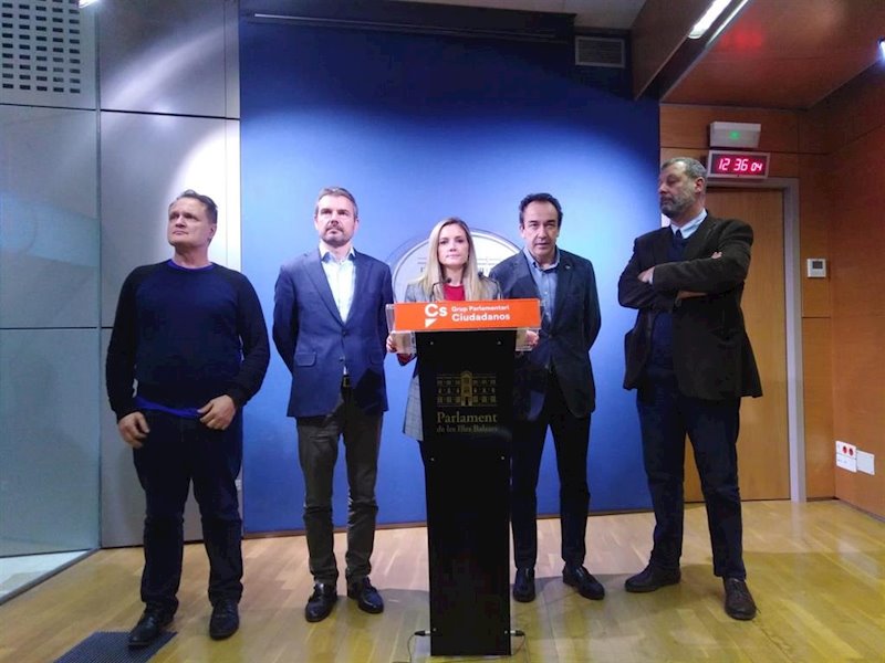 ep la portavoz adjunta de cs en el parlament de baleares patricia guasp comparece en rueda de prensa