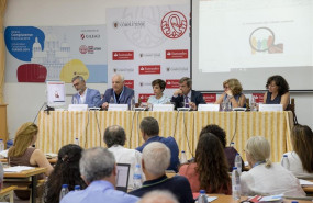 ep mesa redonda durantecurso retossalud publicala enfermedad hepatica la enfermedad hepaticasu contexto social patrocinadogilead encursosveranola universidad compluntense