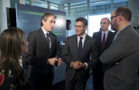 ep o titular do goberno galego alberto nunez feijoo xunto co ministrofomento