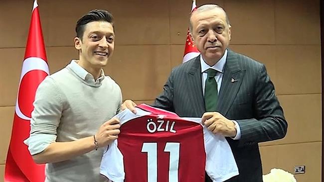 ep presidente turco recep tayyip erdoganjugador aleman mesut ozil