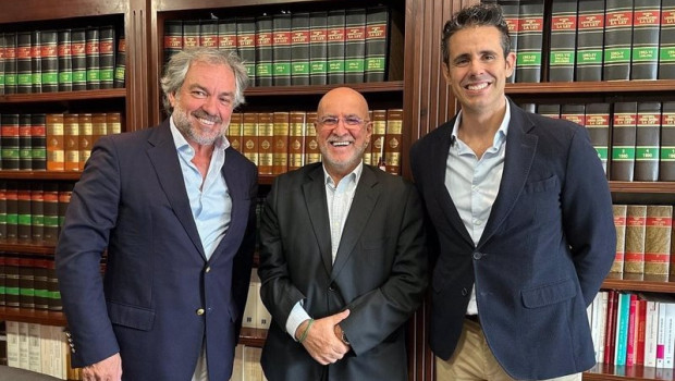 ep rafael bover y fermin carmona cofundadores de hotelverse y joaquim hierro lopes partner de ged