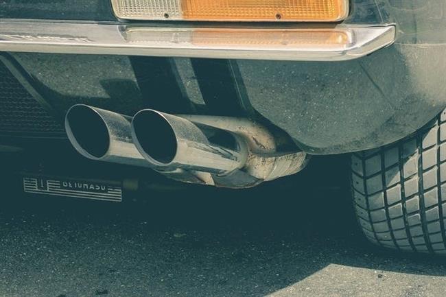 Tubo de escape, coche, contaminción | PEXELS ep tuboescape coche contamincion