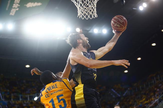 ep aaron doornekamp iberostar tenerife royce oneale herbalife gran canaria