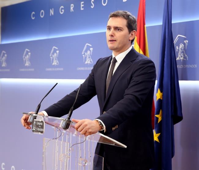 Albert Rivera, ofrece una rueda de prensa en el Congreso de los Diputados | EP ep albert rivera ofreceruedaprensacongresolos diputados 20171229125001