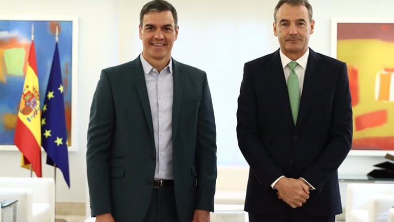 ep archivo el presidente del gobierno en funciones pedro sanchez izda junto al exconsejero ep archivo el presidente del gobierno en funciones pedro sanchez izda junto al exconsejero