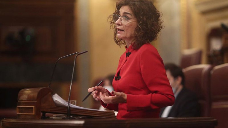 Archivo - La ministra de portavoz y de Hacienda, María Jesús Montero, durante su intervención en el pleno de Debate de totalidad del Proyecto de Ley de Presupuestos Generales del Estado para el año 2021, en el Congreso de los Diputados de 2020. | EUROPA PRESS/E. Parra. POOL - Europa Press ep archivo la ministra de portavoz y de hacienda maria jesus montero durante su intervencion en el