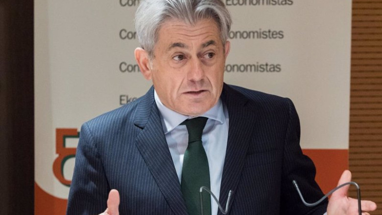 ep archivo los decanos presidentes de los 57 colegios de economistas y de titulares mercantiles ep archivo los decanos presidentes de los 57 colegios de economistas y de titulares mercantiles