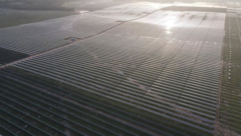 ep archivo   plata solar de parliament en texas