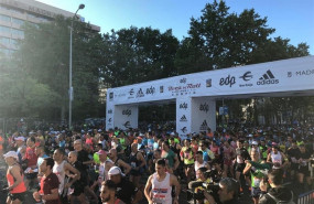 ep atendidos 130 corredoresla maraton entreuno gravesufririnfarto18 trasladadoshospitales