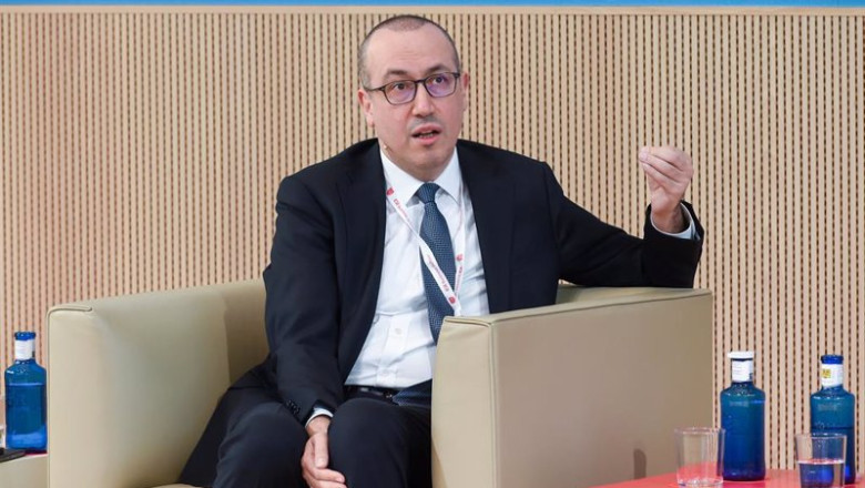 ep el consejero delegado de bbva onur gen durante la segunda jornada del 18 encuentro del sector ep el consejero delegado de bbva onur gen durante la segunda jornada del 18 encuentro del sector