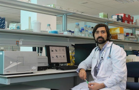 ep el doctor antonio perez-martinez que investiga contra la leucemia infantil
