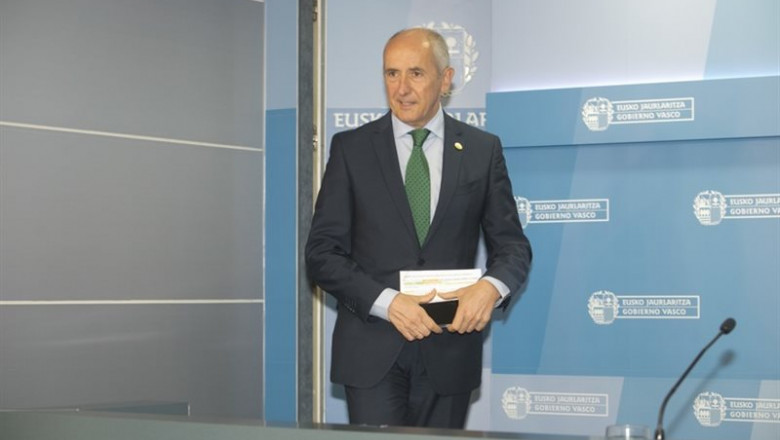 El portavoz del Gobierno Vasco, Josu Erkoreka, en la rueda de prensa posterior al consejo de Gobierno | IREKIA ep el portavoz del gobierno vasco josu erkoreka en la rueda de prensa posterior al consejo de