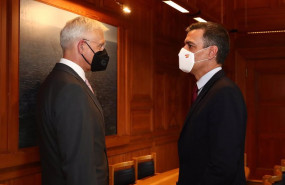 ep el presidente del gobierno pedro sanchez y el primer ministro de letonia arturs krisjanis karins