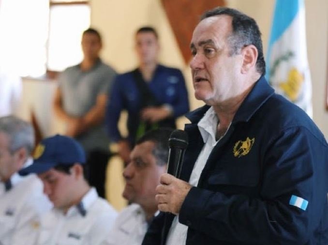 ep el presidente electo de guatemala alejandro giammattei