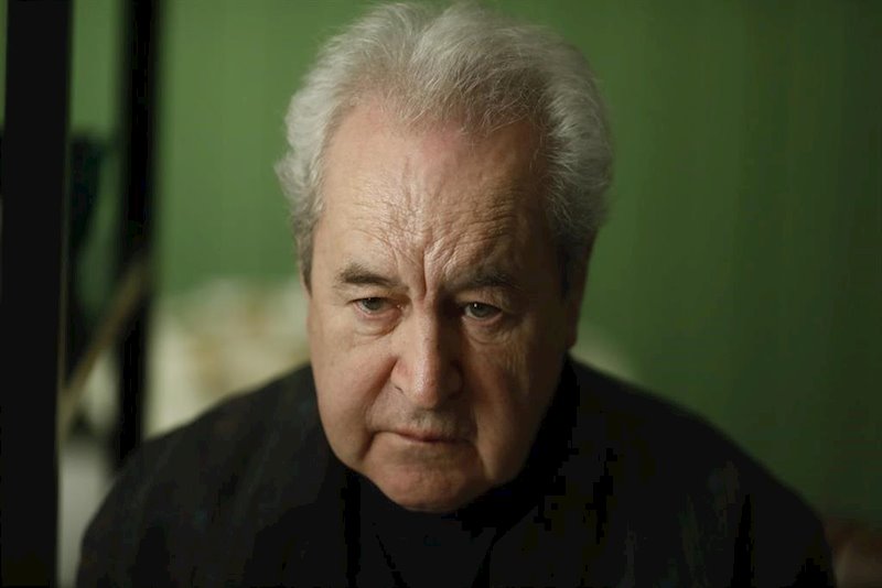 ep entrevista con el escritor john banville por su nueva novela la senora osmond