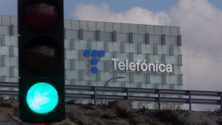 ep fachada de la sede de telefonica a 7 de noviembre de 2024 en madrid espana telefonica registro un