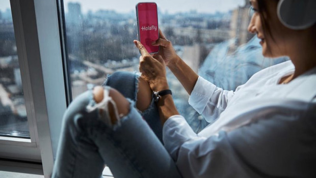 ep holafly partner de viajes el corte ingles para servicios de conexion movil en el extranjero