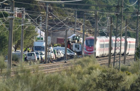 ep imagen de la zona del accidente ferroviario con los convoyes de trenes siniestrados a 19 de enero