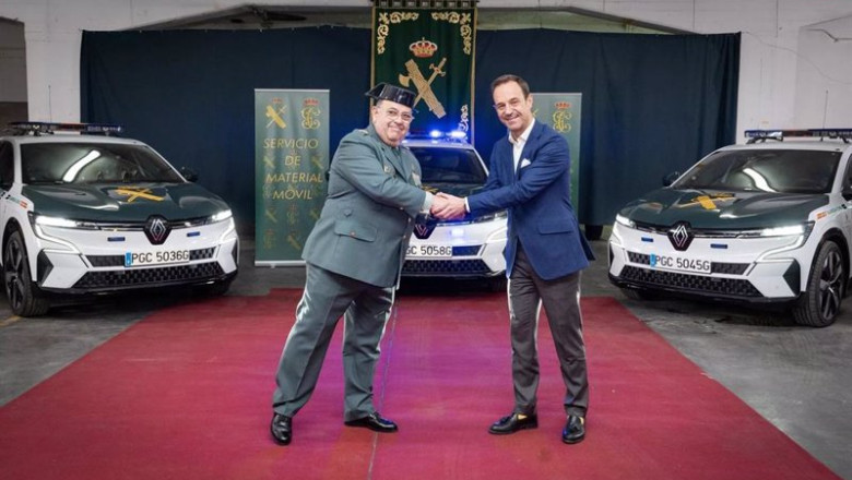 La Guardia Civil incorpora una flota de 118 unidades de Renault Megane 100% eléctricos a sus tareas de patrullaje. | RENAULT ESPAÑA ep la guardia civil incorpora una flota de 118 unidades de renault megane 100 electricos a sus