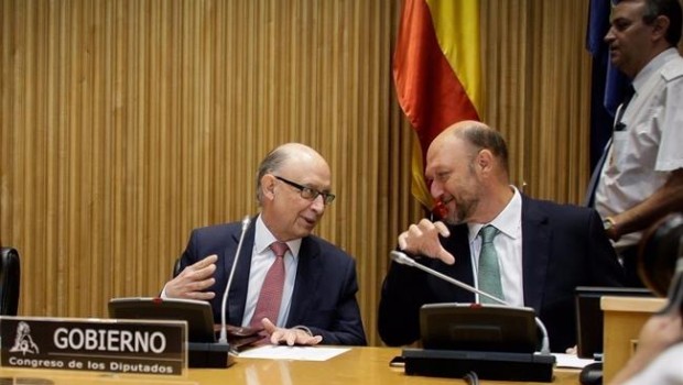 ep ministro cristobal montoro compareciendo