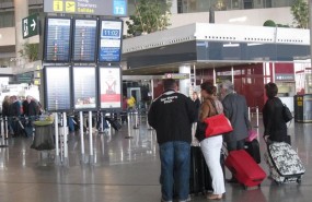ep pasajeros aeropuertomalaga-costasol turistas vuelos maletas viajes