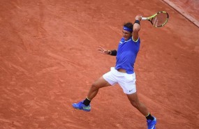ep rafa nadal golpeabola