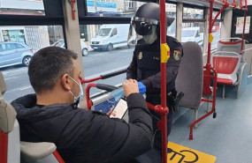 ep reparto de mascarillas en el transporte publico en galicia