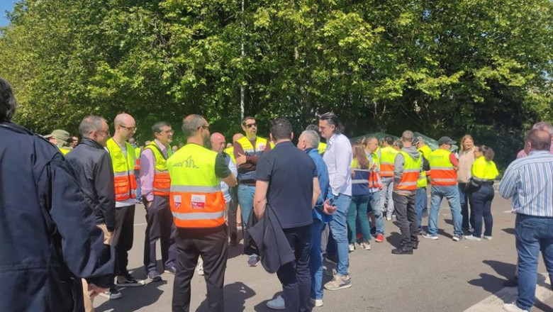 ep trabajadores de la linea de sekurit de saint gobain ep trabajadores de la linea de sekurit de saint gobain