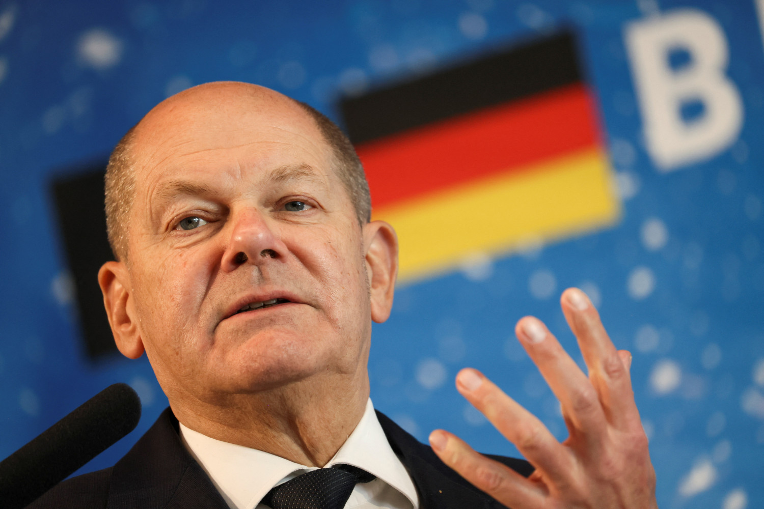 le chancelier allemand olaf scholz lors d une conference de presse a zeebrugge belgique 