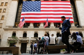 wall-street-cloture-en-tres-legere-hausse