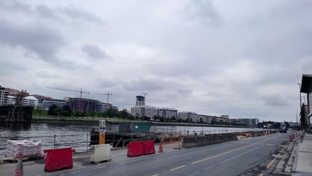 ep archivo   carretera junto a la ria de bilbao